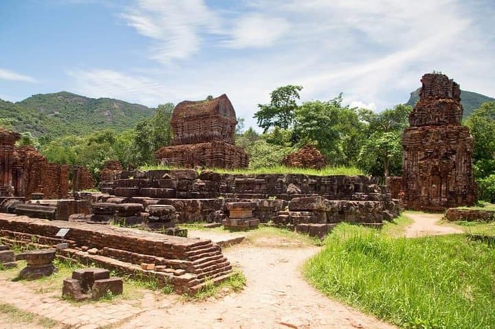 My Son Sanctuary Luxury Morning Tour from Hoi An: Champa Ruins & Rural Crafts