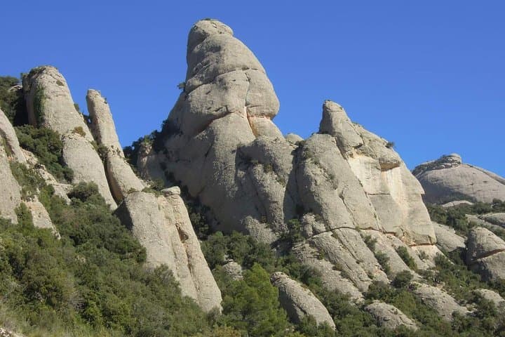 Full-day Guided Rock Climbing Adventure in Montserrat, Barcelona photo 4
