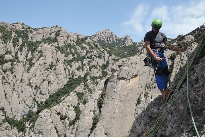 Full-day Guided Rock Climbing Adventure in Montserrat, Barcelona photo 5