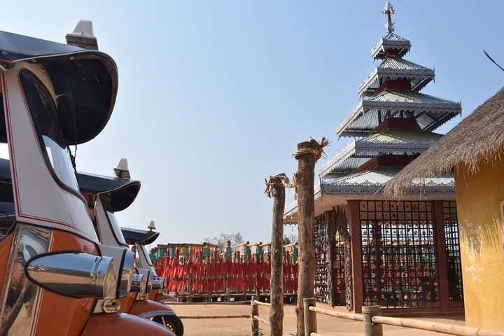 11-Day Tuk Tuk Adventure in Northern Thailand — Doi Inthanon, Mae Hong Son & Hill Tribe Trails photo 2