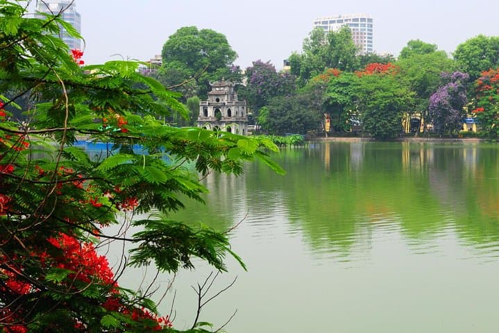 Hanoi Private Shore Excursion from Cai Lan: Full-Day City Sights & Old Quarter Cyclo