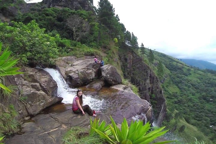 Trek to Bambarakanda Falls: Sri Lanka's Highest Waterfall Day Hike photo 2