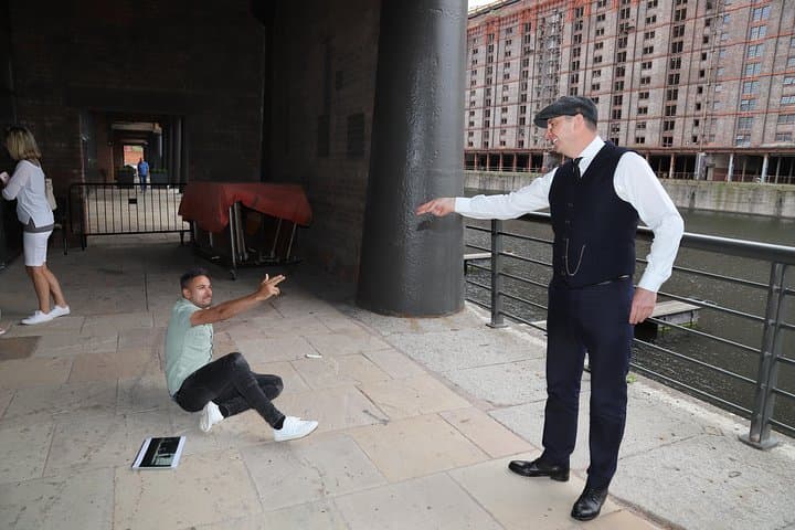 Private 4-Hour Peaky Blinders Filming Locations Tour in Liverpool