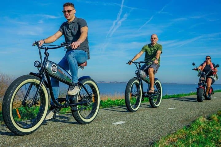Electric Scooter Tour: Amsterdam to Volendam & Marken Half-Day Adventure photo 3