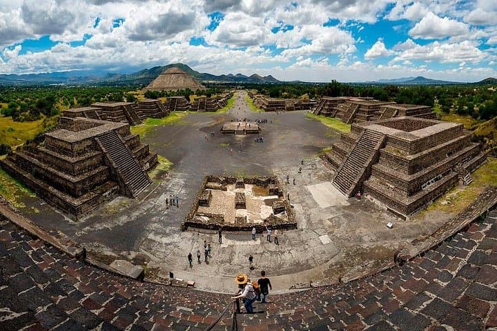 VIP Teotihuacán Morning: Private Pyramid Tour from Mexico City photo 3