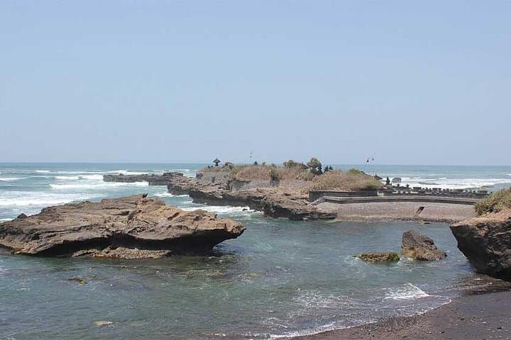 Half-Day Taman Ayun & Tanah Lot Temple Private Car Tour from Kuta photo 2