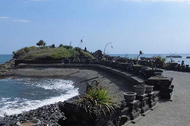 Half-Day Taman Ayun & Tanah Lot Temple Private Car Tour from Kuta photo 1