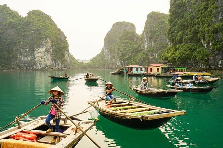 Northern Vietnam 5-Day Hanoi to Halong Bay, Ninh Binh & Sapa Combo photo 3