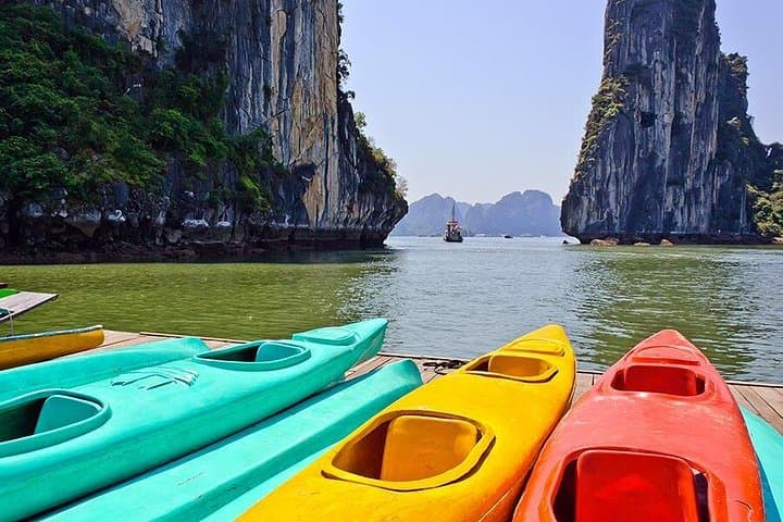 Northern Vietnam 5-Day Hanoi to Halong Bay, Ninh Binh & Sapa Combo photo 2