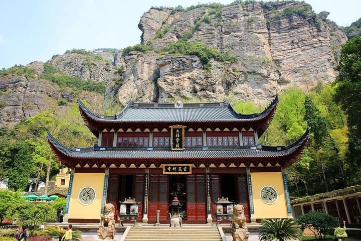 Yandang Mountain One-Day Private Tour: Lingfeng, Lingyan & Dragon Waterfall photo 5