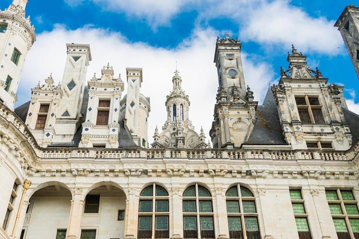 Loire Valley Castles Day Trip from Paris — Chenonceau, Chambord & Amboise with Wine Tasting photo 6