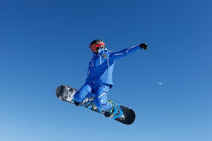 Livigno Freestyle Snowboard Lesson: Private Coaching at Mottolino & Carosello
