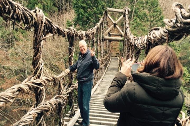 Iya Valley Half-Day Private Chauffeur Tour: Vine Bridges, Gorges & Mountain Views photo 2