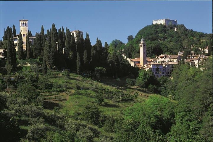 Pedal Through the Asolo Hills: Bike Tour to the City of 100 Horizons