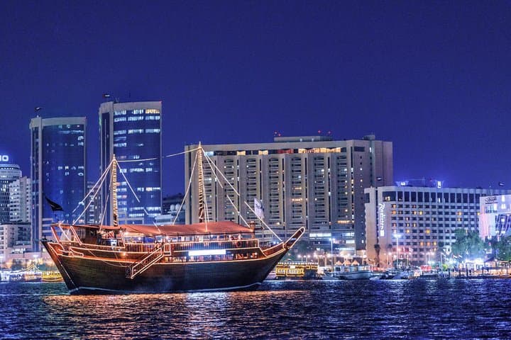 Abu Dhabi Dhow Dinner Cruise: Romantic Corniche Evening with Authentic Arabic Cuisine photo 5