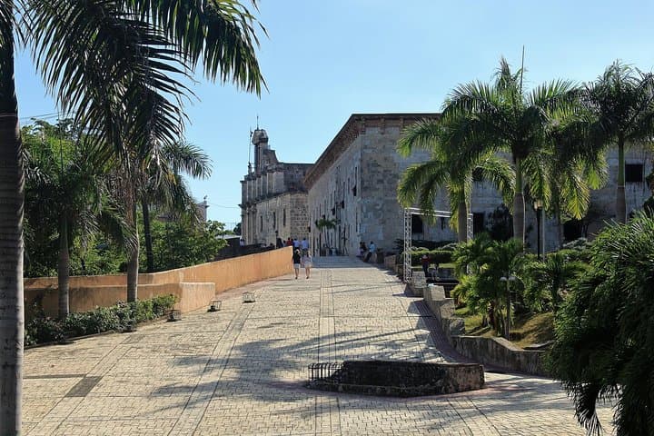 Santo Domingo Colonial City Day Trip from Punta Cana: Alcázar, Cathedral & Malecón photo 3