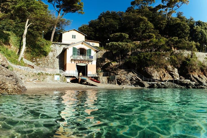 Portofino Kayak Tour: Paddle from Paraggi to the Lighthouse photo 2