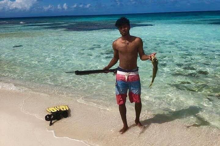 Belize Moho Caye Fishing & Snorkel: Private Island-Time Getaway from Placencia photo 2