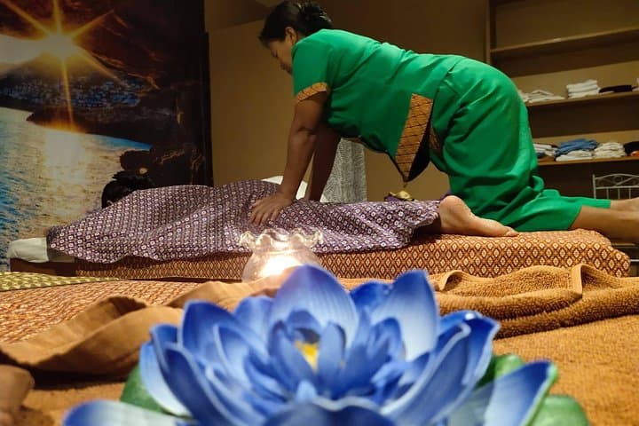 Swedish Oil Massage Course in Bophut, Koh Samui — Professional Spa Training photo 4