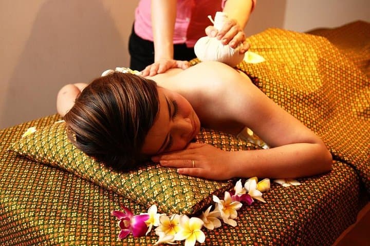 Thai Massage with Herbal Compress Ball in Bophut, Koh Samui photo 2