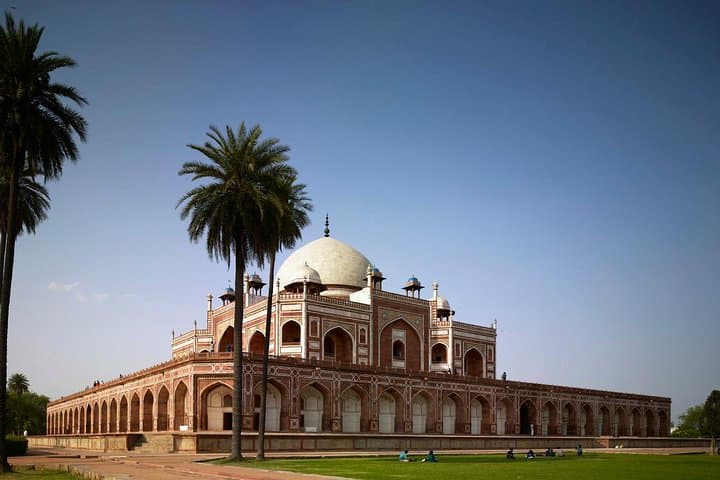 Private Guided Delhi Highlights Tour: Red Fort, Qutub Minar & Old City photo 3