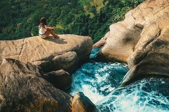 3-Day Sri Lanka Hill Country Escape: Tea Trails, Waterfalls & Mountain Views photo 2