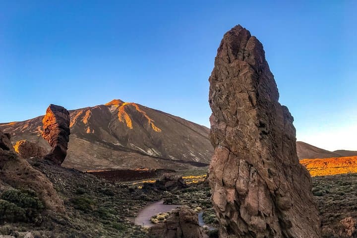 Private Teide & North Tenerife Tasting Tour — Volcano Views and 5‑Course Local Cuisine