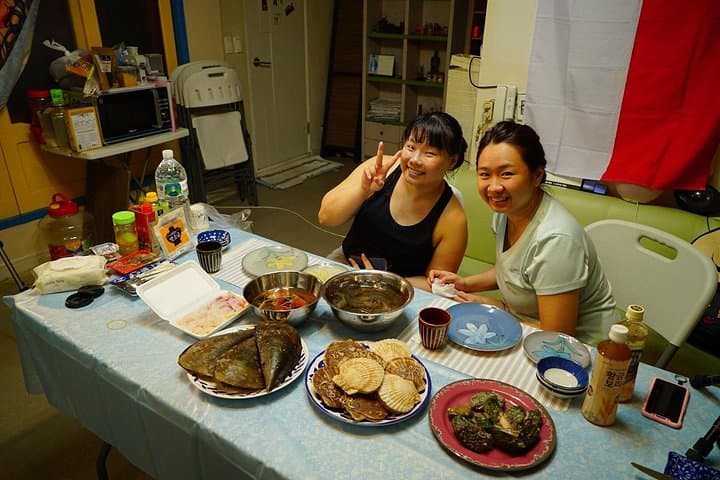Busan Jagalchi Seafood Tour: Market Walk, Tasting & Hands-On Dinner photo 6