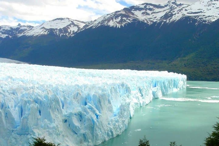 Mayo Spirit Trek: Boat Navigation with Three Forest Landings & Perito Moreno Walkways photo 2