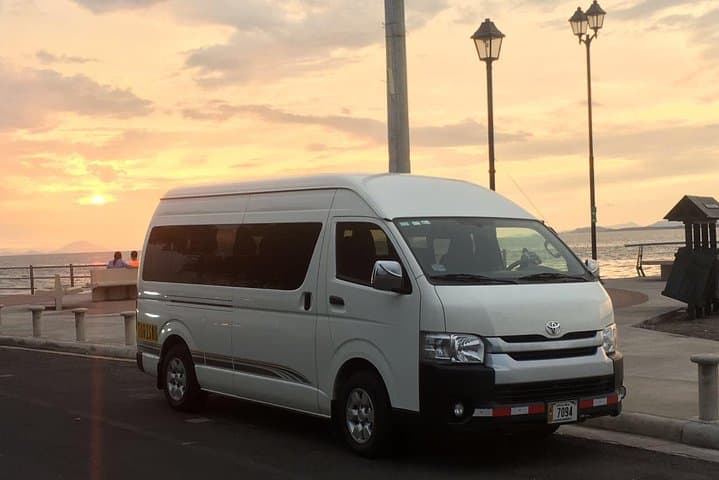 Private Shuttle from San José Airport to Puerto Viejo de Limón: 5‑Hour Door‑to‑Door Transfer photo 2