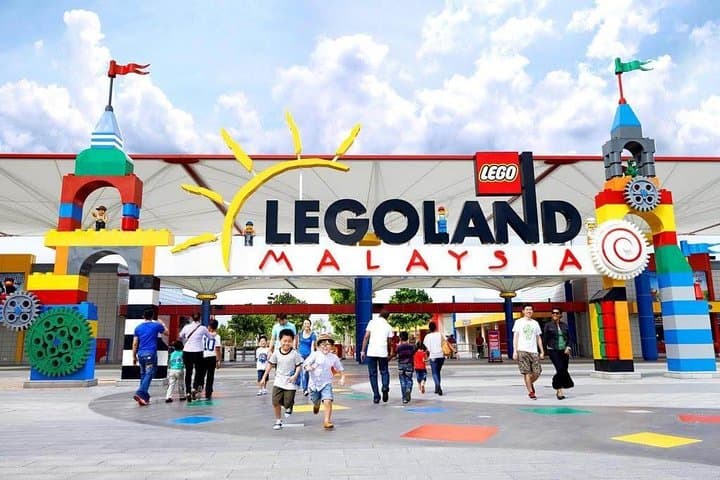 Private Day Trip to LEGOLAND Malaysia from Kuala Lumpur — Family-Friendly Park Transfer