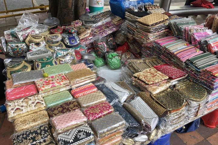 Private Full-Day Shopping Tour in New Delhi: Old Delhi Markets, Street Food & Rickshaw Ride photo 2
