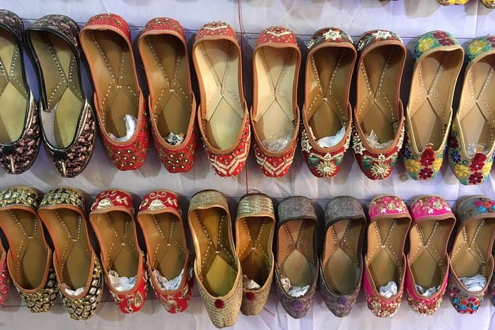 Private Full-Day Shopping Tour in New Delhi: Old Delhi Markets, Street Food & Rickshaw Ride photo 3
