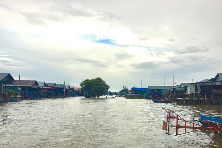 Kompong Pluk Floating Village Morning Tour — Half-Day Tonle Sap Boat Experience photo 1