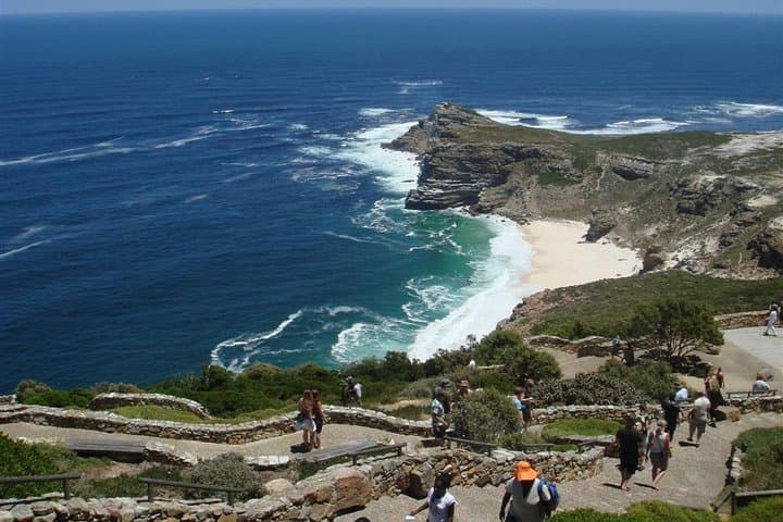 Cape Agulhas Lighthouse Day Trip from Cape Town — Southernmost Point Tour photo 2