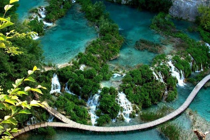Private Plitvice Lakes Day Trip from Zagreb — Custom Tour of Croatia's Waterfalls photo 2