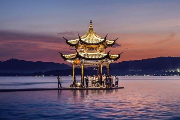 2-Day Suzhou & Hangzhou Private Bullet Train Tour from Shanghai photo 5