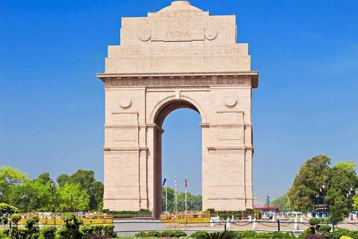 Private Old and New Delhi City Tour: Jama Masjid, Qutub Minar & Humayun's Tomb in One Day photo 2