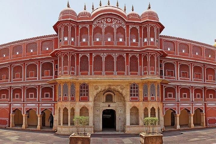 Overnight Jaipur from Delhi: Private 2-Day Pink City Highlights Tour photo 1