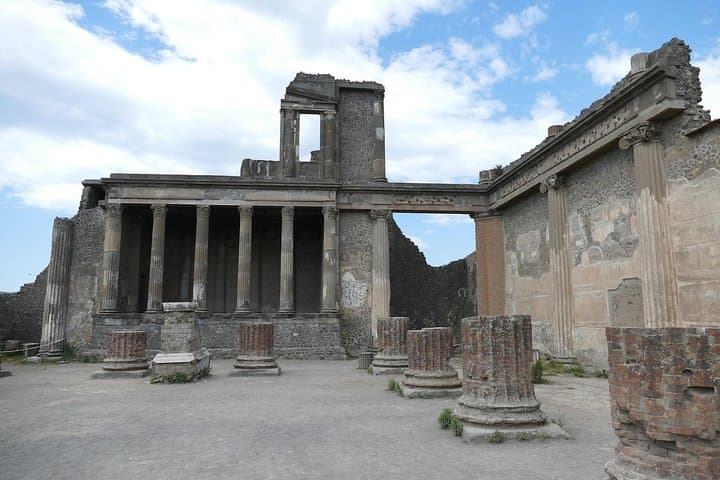 Private Van Day Trip: Positano, Sorrento & Pompeii from Naples photo 5