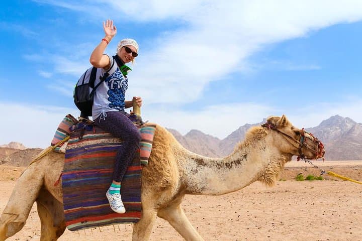 Dubai Red Dune Desert Safari: BBQ, Camel Ride & Sandboarding photo 2