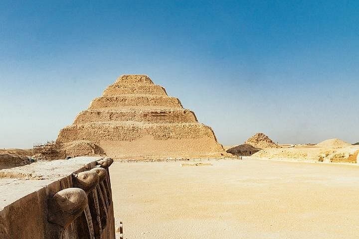 Exploring the Step Pyramids of Saqqara and Ancient Memphis: A Day Tour from Cairo