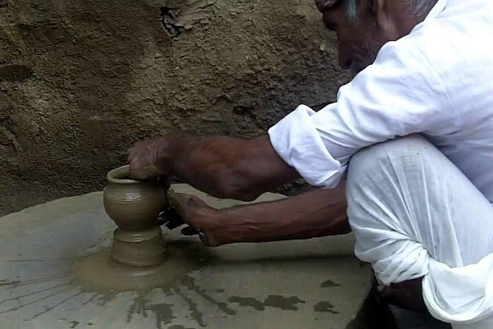 Orchha Tribal Village Walk & Taragram Paper Project — Half-Day Cultural Visit photo 3