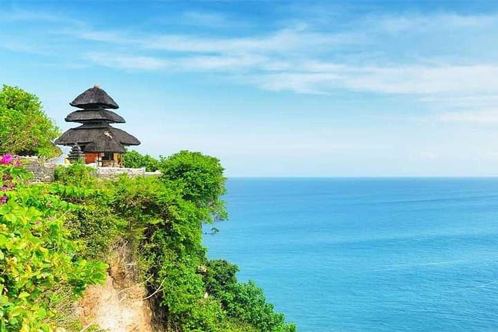 Uluwatu Temple, Kecak Dance & Jimbaran Seafood: Evening Cliffside Tour photo 2