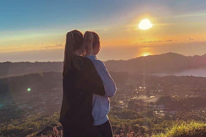 Mount Batur Sunrise Trek: Pre-Dawn Summit Hike and Breakfast at 1,717m photo 2
