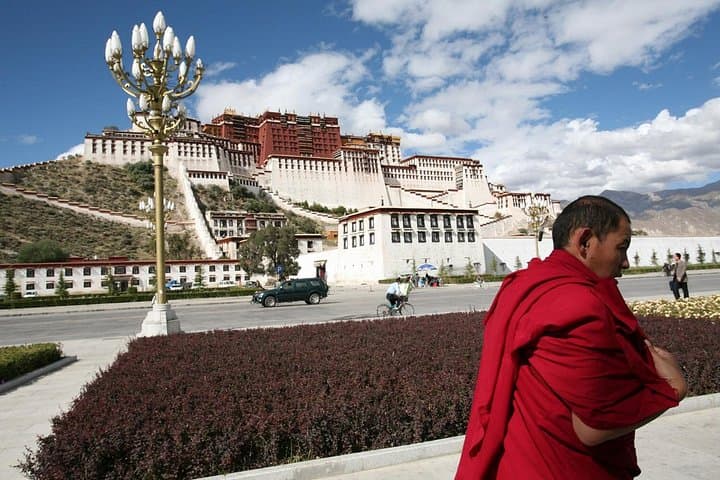 4-Day Lhasa Tibet Tour: Potala Palace & Jokhang Temple Private Package photo 6