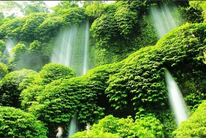 Benang Stokel & Kelambu Waterfall and Sasak Traditional Village Tour, Central Lombok