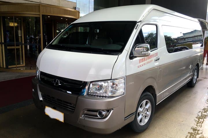 Private Airport Transfer from Downtown Guilin to Guilin Liangjiang Airport (KWL) photo 6