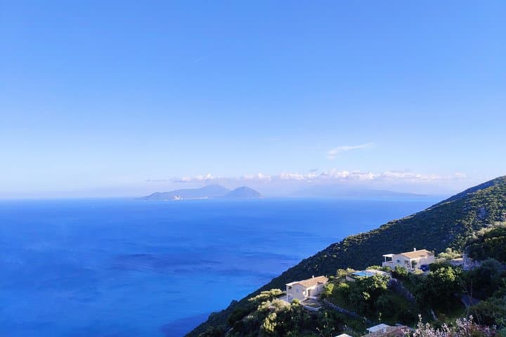 Alchemist Indian Yoga & Meditation Retreat — 7 Nights on Lefkada
