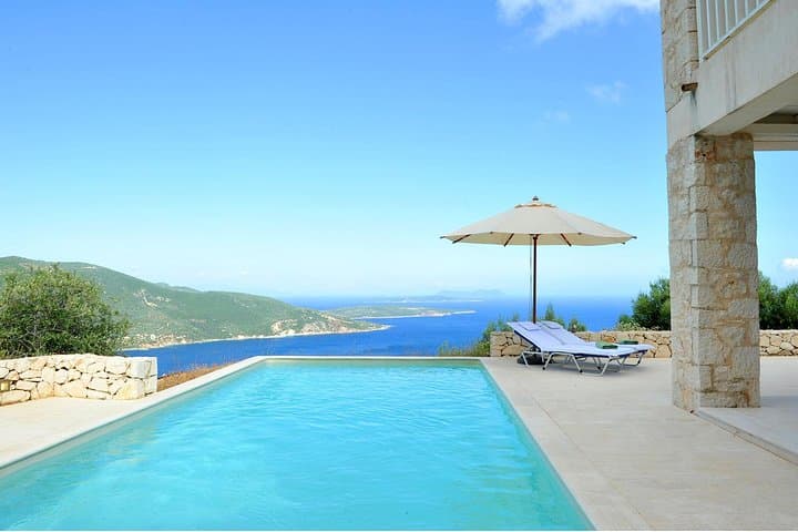 Alchemist Indian Yoga & Meditation Retreat — 7 Nights on Lefkada photo 2